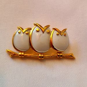 Owl pin